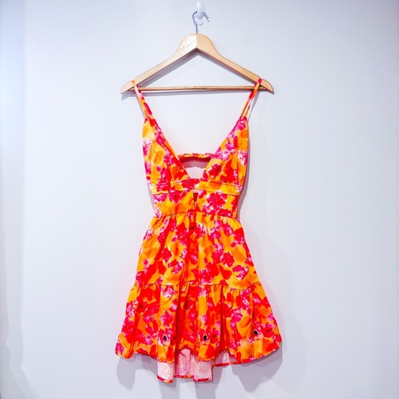 SHEIN Orange and pink floral dress with open back - Picture 1 of 7